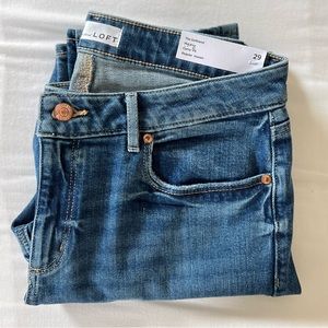 LOFT Curvy Girlfriend Midrise Jeans